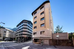 Aparthotel Iceberg - Image 3