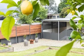 Lemon & Myrtle Cottage - Image 3