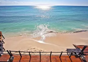 Condo Corazon - True Beachfront Golf Course Condo - At Mareazul - Image 3