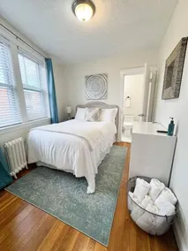 Longwood Medical one bed - Image 2