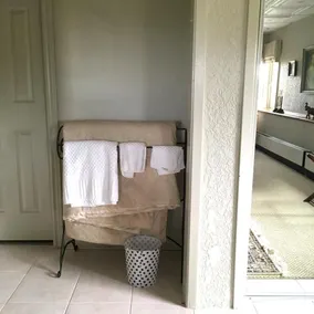 Highview Bed And Breakfast - Image 5