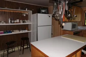 Ruth Lake Lodge Cottages - Image 2