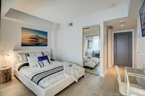 LUX Junior Suite at Yorkville - Image 4