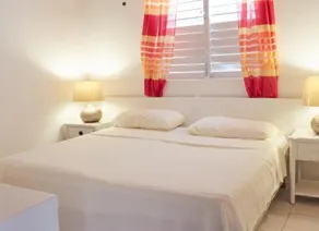 Sun & Sea Apartments - Image 2