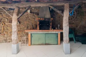 Casa Outeiro de Cima Casa RÃºstica tÃ­pica Serrana Seia SERRA DA ESTRELA - Image 3