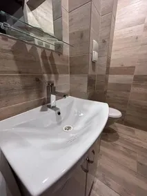 Hotel Gambit - Image 5