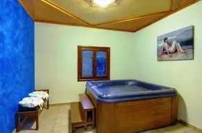 Theareston Guesthouse - Image 2