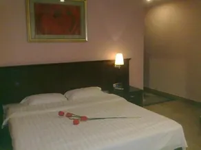 Jinjia Hotel - Image 3