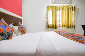 Hotel Shree Sai - Image 4