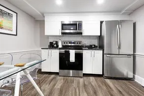 Concord Square Suites - Image 4