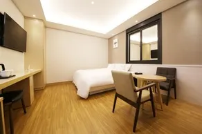 Hotel Raum - Image 2