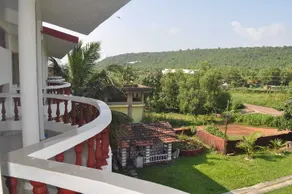 Oasis Beach Resort - Image 1