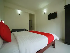Blue Berg Resort - Image 3