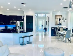 Luxury Home with Pool & Spa - Image 3