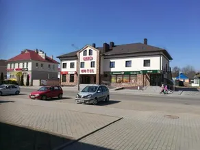 Grad Hotel - Image 3