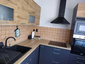 Pihenő Zug Apartman - Image 5