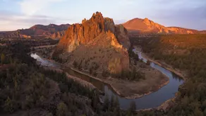 Smith Rock Base Camp Sleeps 6 - Image 4