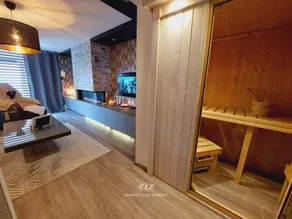 Jo`s Luxus Suites - Image 3
