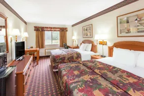 Days Inn by Wyndham Sault Ste Marie MI - Image 2