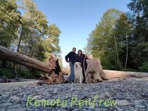 Remote Renfrew Riverside Retreat - Image 3