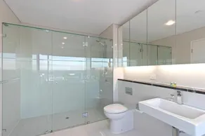 Astra Apartments Perth CBD - Image 3