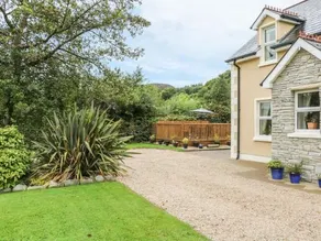 Kate's Cottage Rathmullan - Image 4