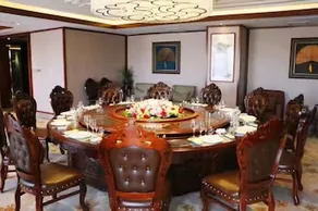 Ningxia Xigang Airlines Hotel - Image 3