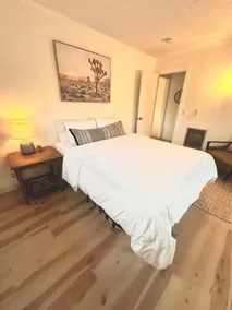 Alpine Lodge - Image 2