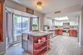 Beautiful eastside Tucson home - Image 4