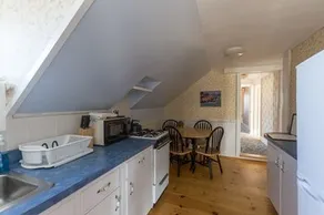 The Bellevue House - Image 5