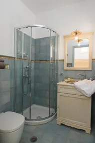 Tholariani Villas - Image 3