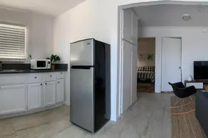 Charming 2BR Casita in Front of Park - Image 4