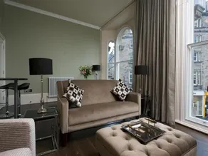 Prospect Crescent - Image 2