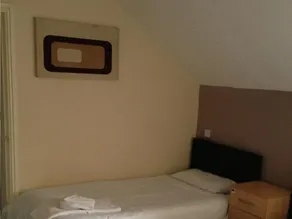 Victoria Hotel - Image 3