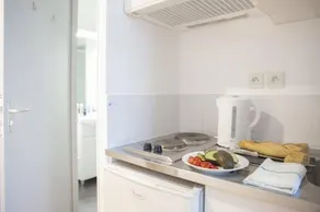 Comfort Aparthotel Besancon Hauts du Chazal - Image 2