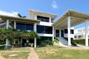 Riva's - Image 2