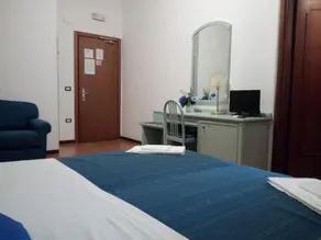 Hotel Mercede 2 - Image 2