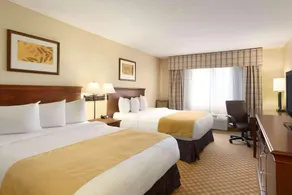 Country Inn & Suites by Radisson, Rochester, MN - Image 4