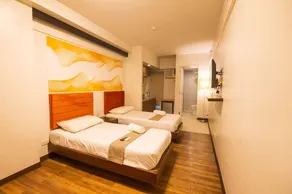 H Plus Hotel powered by Cocotel - Image 2