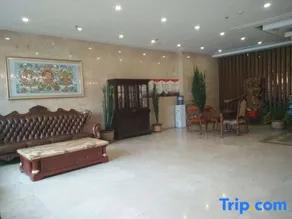Lanyi Holiday Hotel - Image 2