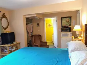 At Nautica Tigh Bed & Breakfast - Image 4