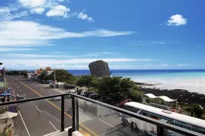 Hainan Island Sea View Resort - Image 1
