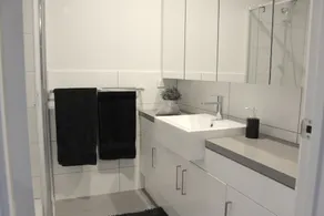 StayCentral - Heidelberg Heights Penthouse - Image 3