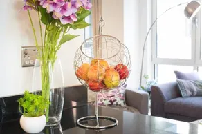 Dockside Walk Suite - Canary Wharf - Image 2