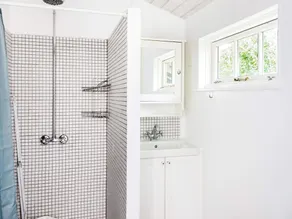 8 person feriebolig i Nykøbing Sj - Image 3