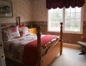 Riverwood Bed & Breakfast - Image 4
