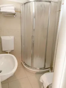 Hotel Le Cinma - Image 2