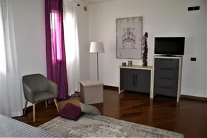 Villa Tiziano Residence - Image 3
