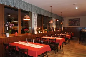 Alpenstern Hotel - Image 3