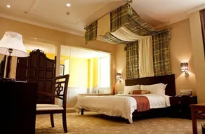 New Overseas Chinese Hotel (Thirty-Three Market Street Branch) - Image 2
